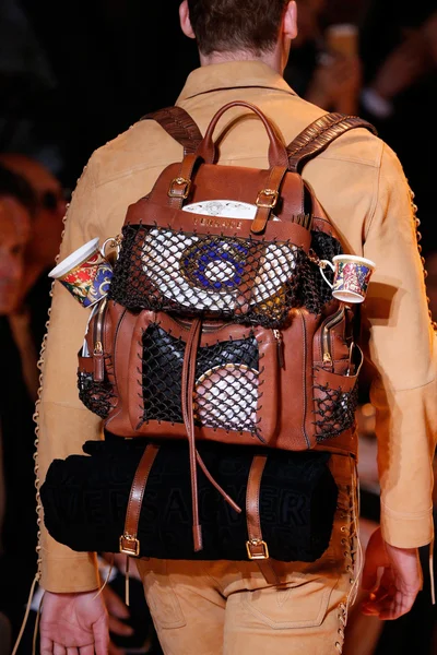 Look 67